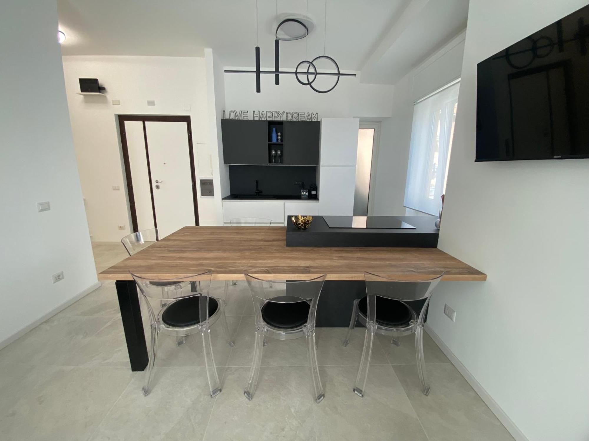 Belsito Apartment *